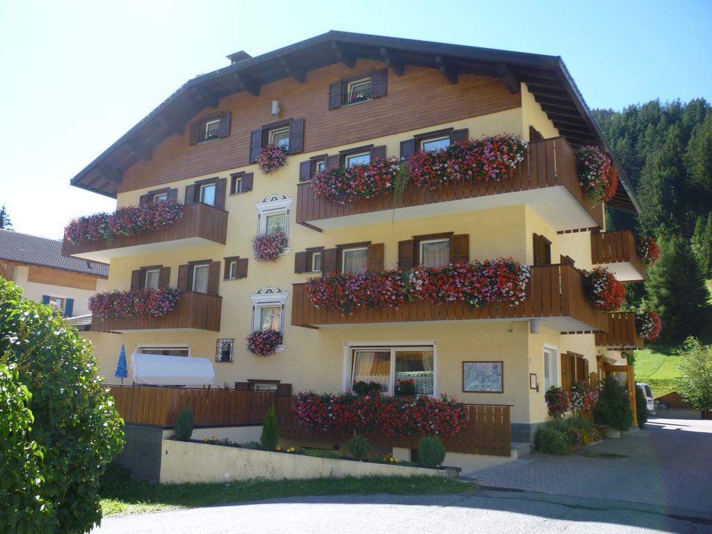 Hotel I Rododendri ヴァルフルヴァ エクステリア 写真